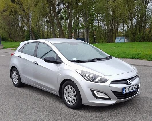 Hyundai I30 cena 19000 przebieg: 305470, rok produkcji 2013 z Gniew małe 301